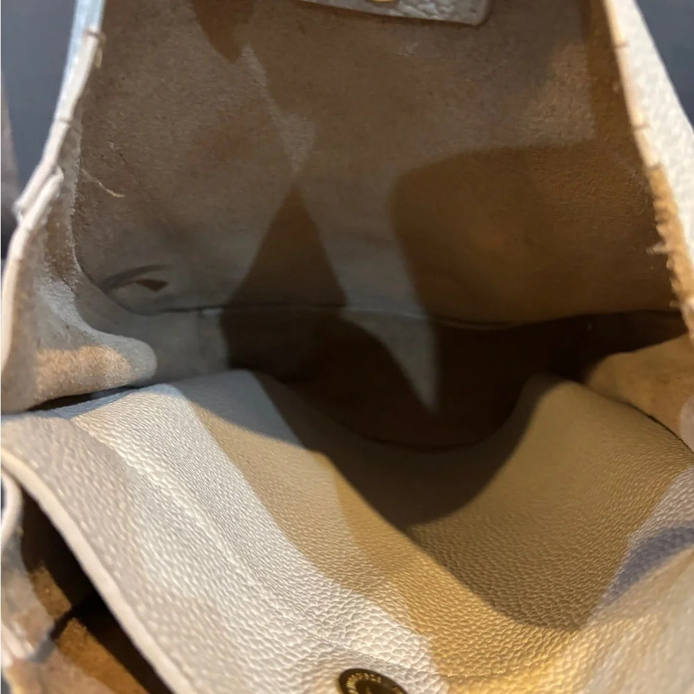 Rebecca Minkoff Darren Leather Shoulder Bag Pebbled Leather Cream Gold Hardware - Picture 9 of 13